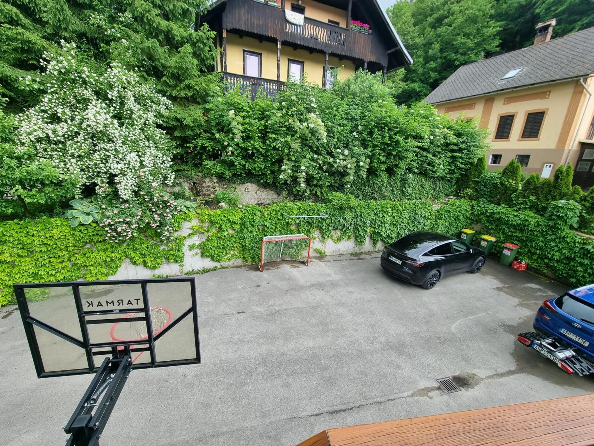 Maline Apartments Bled Esterno foto